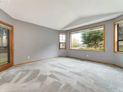 4928 NE 145th Avenue Vancouver WA 98682