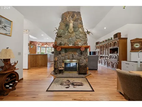39428 Jasper Lowell Road Lowell OR 97452