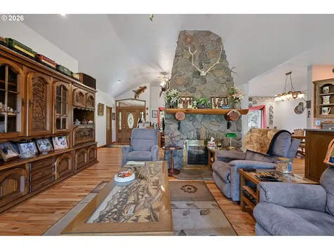 39428 Jasper Lowell Road Lowell OR 97452