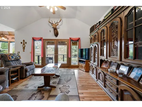 39428 Jasper Lowell Road Lowell OR 97452