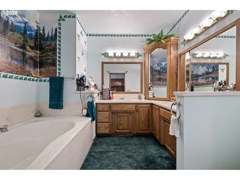 39428 Jasper Lowell Road Lowell OR 97452