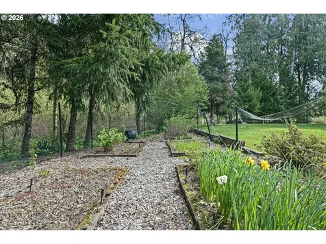 39428 Jasper Lowell Road Lowell OR 97452