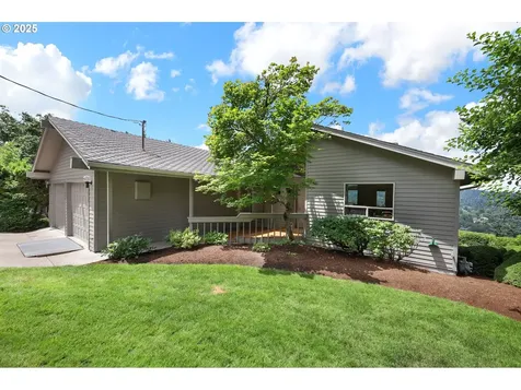 3980 N Shasta Loop Eugene OR 97405