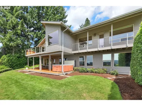 3980 N Shasta Loop Eugene OR 97405
