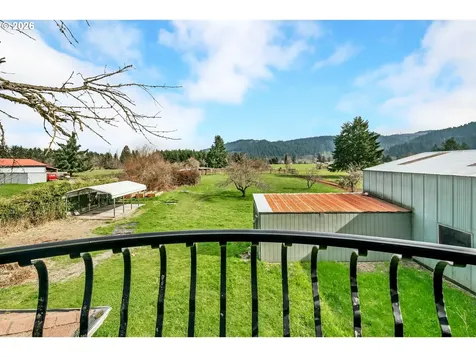 82537 Greenwood Street Creswell OR 97426