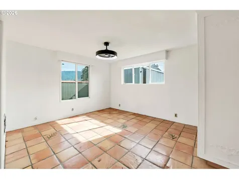 82537 Greenwood Street Creswell OR 97426