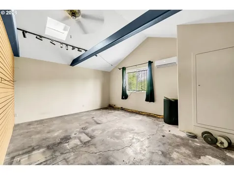 82537 Greenwood Street Creswell OR 97426