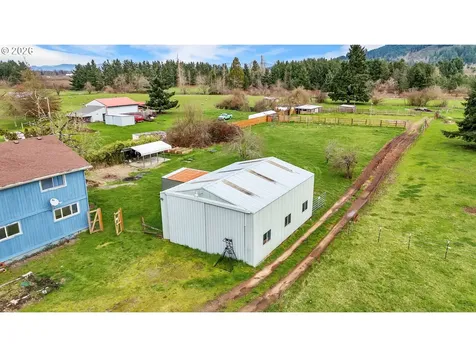 82537 Greenwood Street Creswell OR 97426