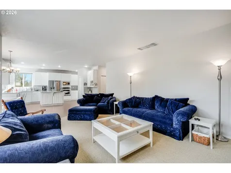 312 NW Pacific Grove Drive Beaverton OR 97006