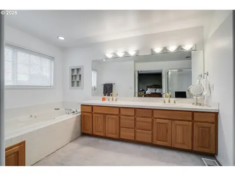 312 NW Pacific Grove Drive Beaverton OR 97006