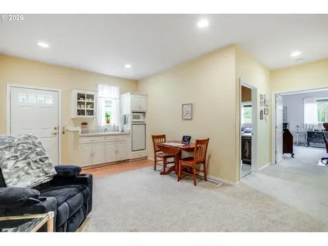 312 NW Pacific Grove Drive Beaverton OR 97006