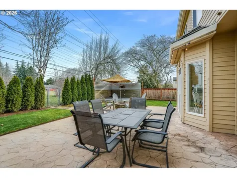 312 NW Pacific Grove Drive Beaverton OR 97006
