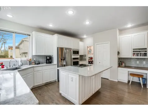 312 NW Pacific Grove Drive Beaverton OR 97006