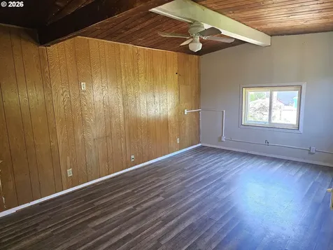 748 SE 112th Avenue Portland OR 97216