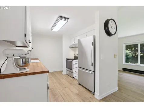 2150 6th Street Columbia City OR 97018