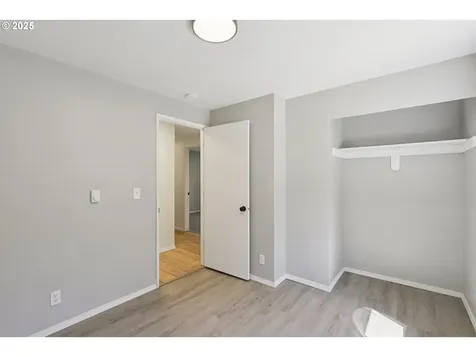 2150 6th Street Columbia City OR 97018