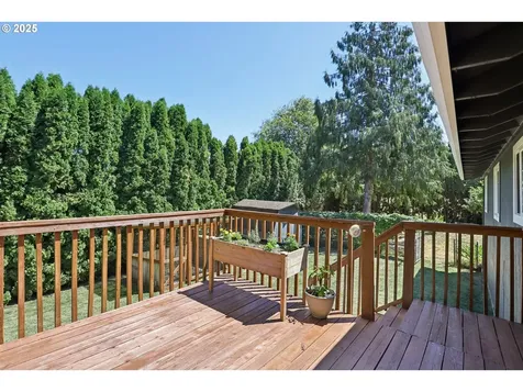 2150 6th Street Columbia City OR 97018