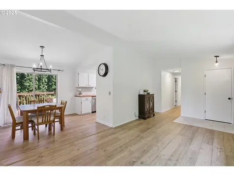 2150 6th Street Columbia City OR 97018