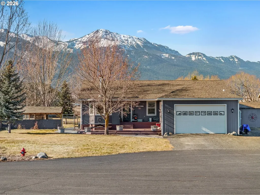 719 N East Street Joseph OR 97846