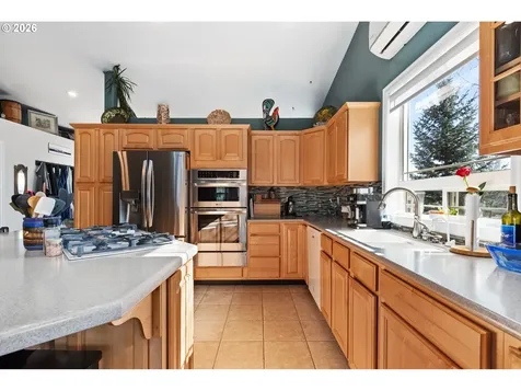 719 N East Street Joseph OR 97846