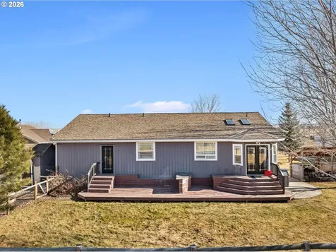 719 N East Street Joseph OR 97846