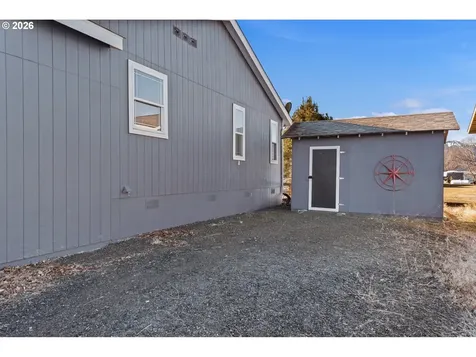 719 N East Street Joseph OR 97846