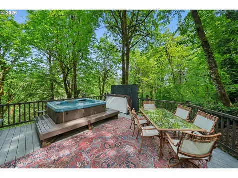 19655 Sun Circle West Linn OR 97068