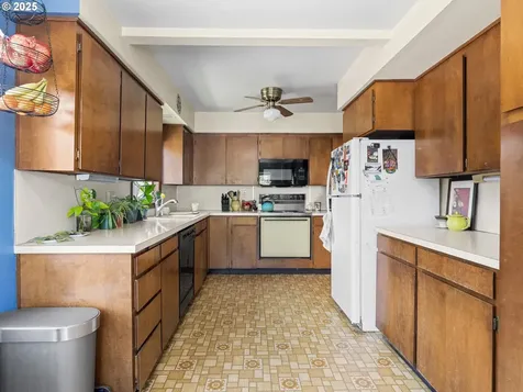 3913 NE 47th Avenue Portland OR 97213