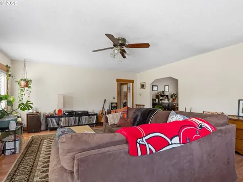 3913 NE 47th Avenue Portland OR 97213