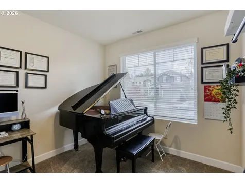 15823 SE Basalt Court Damascus OR 97089