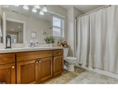 15823 SE Basalt Court Damascus OR 97089