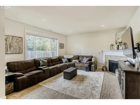 15823 SE Basalt Court Damascus OR 97089