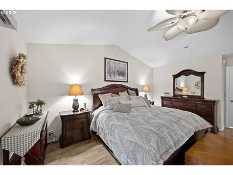 237 Cambridge Drive Sutherlin OR 97479