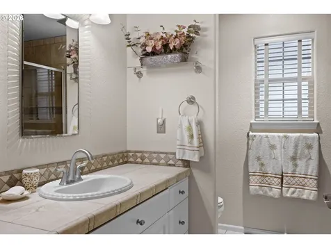 237 Cambridge Drive Sutherlin OR 97479