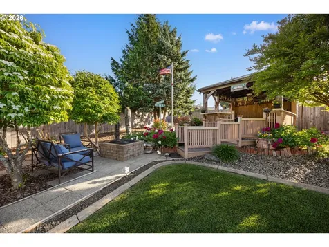 237 Cambridge Drive Sutherlin OR 97479