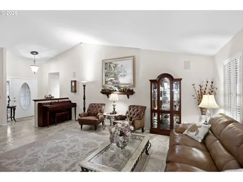 237 Cambridge Drive Sutherlin OR 97479