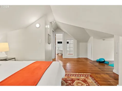 4405 NE Cleveland Avenue Portland OR 97211