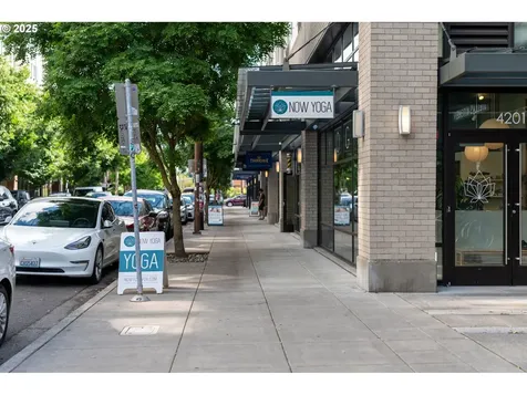 4405 NE Cleveland Avenue Portland OR 97211