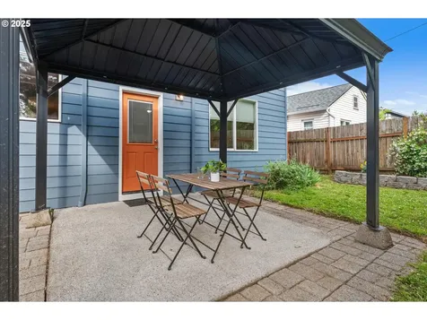 10008 N Central Street Portland OR 97203
