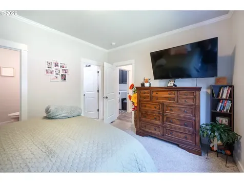 987 Pennington Court Eugene OR 97404
