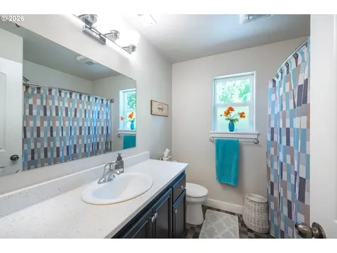 987 Pennington Court Eugene OR 97404