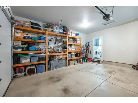 987 Pennington Court Eugene OR 97404