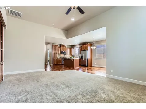 3881 SW Eleven Mile Avenue Gresham OR 97080