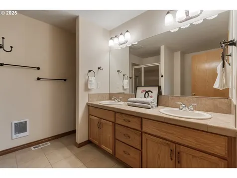 11853 Maxwell Court Oregon City OR 97045