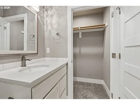 2215 NE 88th Street Vancouver WA 98665