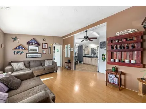1682 Riverside Drive Myrtle Creek OR 97457