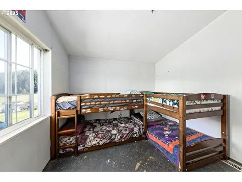 1682 Riverside Drive Myrtle Creek OR 97457