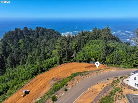 NE Lillian Lane Depoe Bay OR 97341