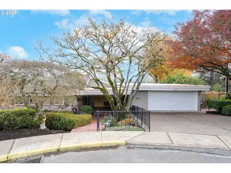 915 NW Westwood Place Corvallis OR 97330