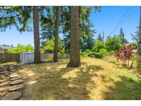 16836 NE Davis Street Portland OR 97230